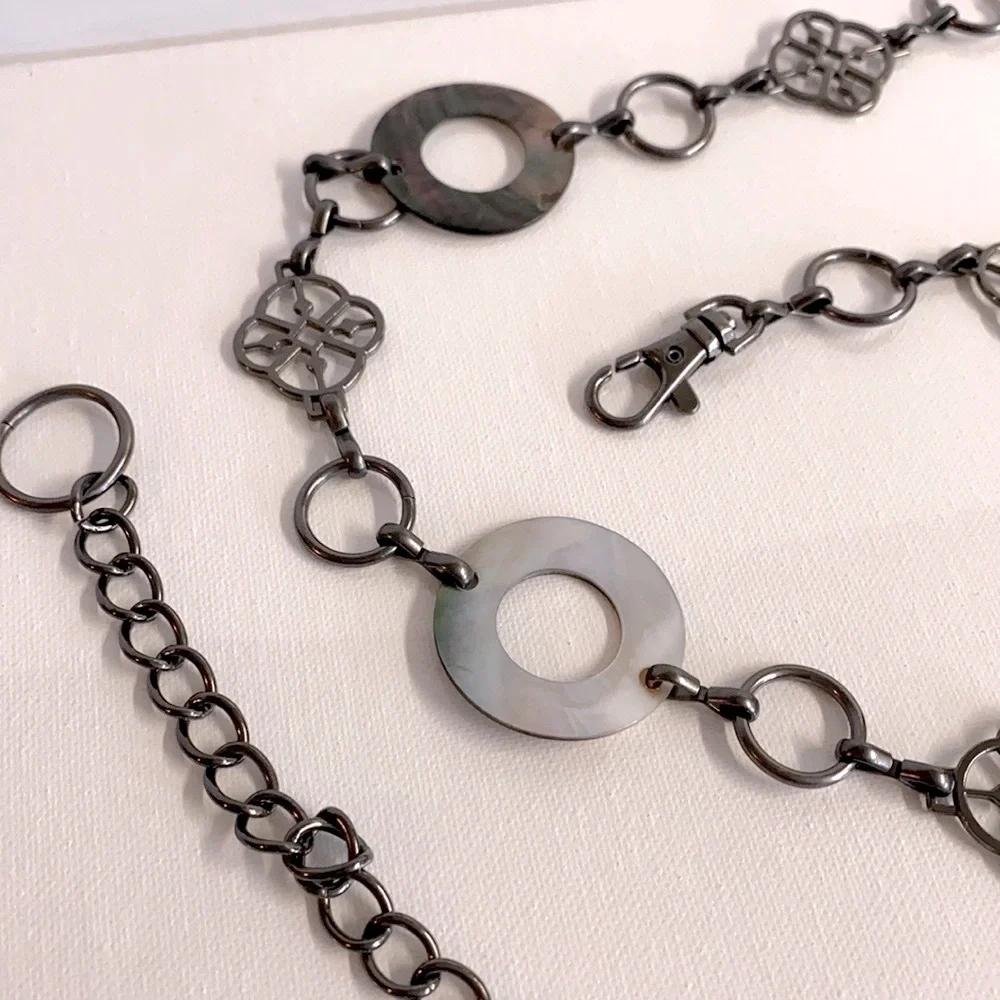 Vintage 80s Silver Hip Hugger Boho Statement chain belt with shell rings.48”